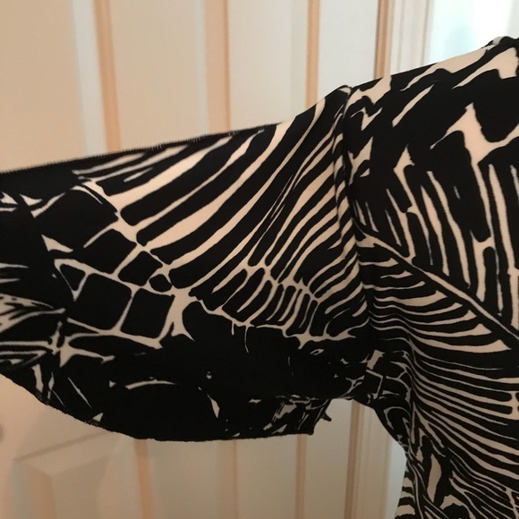 Chaps black & white stretch top. Size P/M - Picture 3 of 5